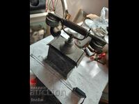 Al doilea telefon vechi, pentru restaurare sau piese