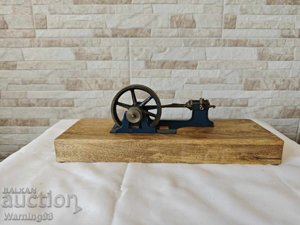 Vintage steam engine model - mid-century German