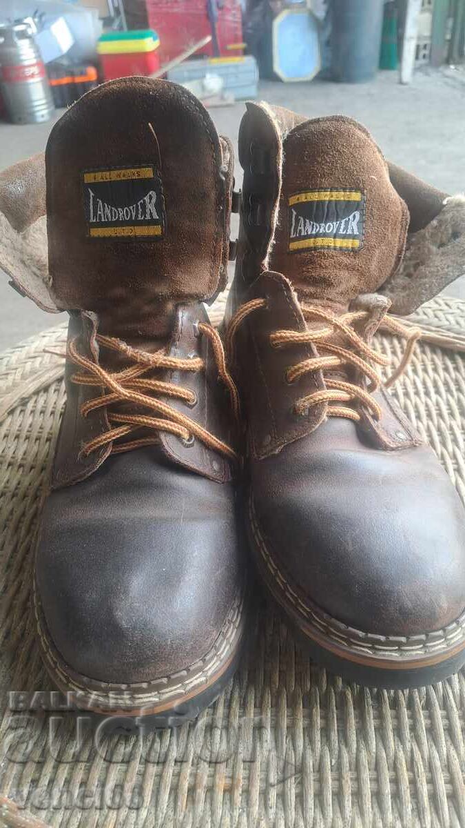 Кожени обувки