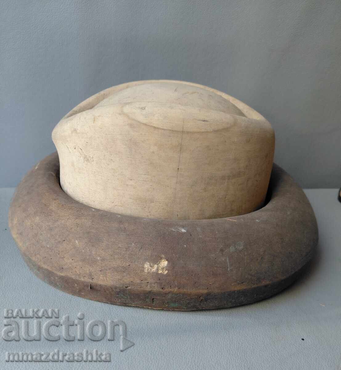 19th-century hat mold