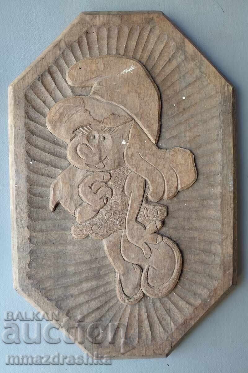 Smurfette wood carving