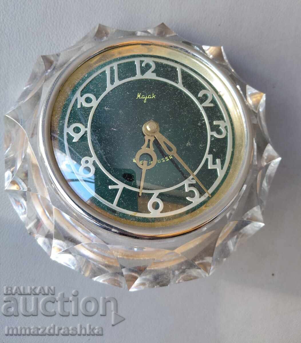 Beacon glass table clock with price € 0.01 | 0.02 BGN