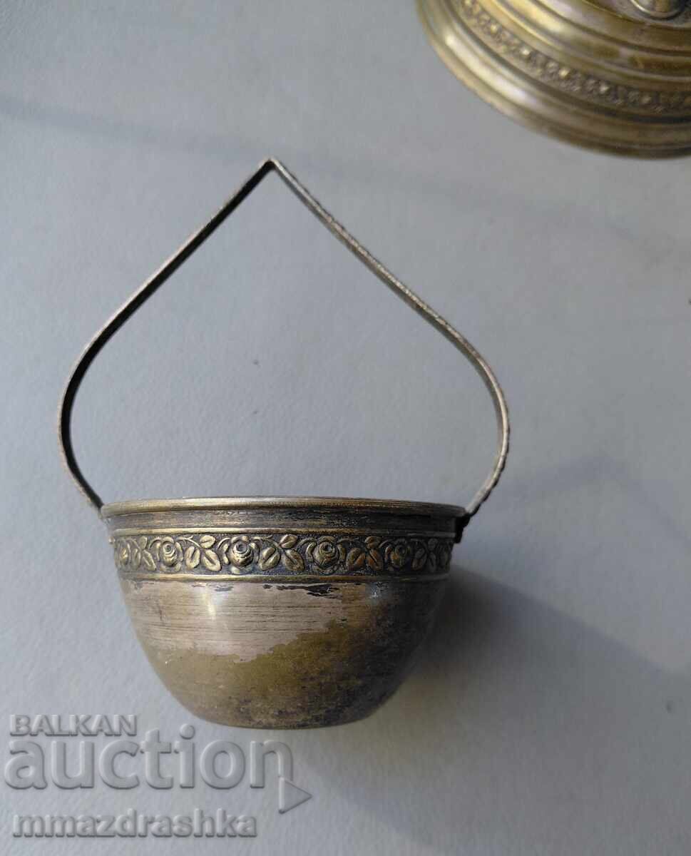 Delivery of Silver-plated punch set 19th century