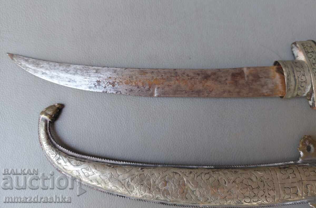 Auction  Kama, knife, kumaya, khanjar, dagger