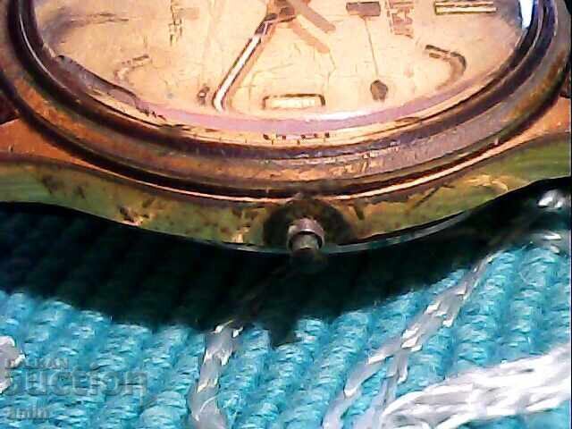 Όμορφο ρολόι Pulsar original, δεν ξέρω αν λειτουργεί με τιμή € 10.00 | 19.56 BGN