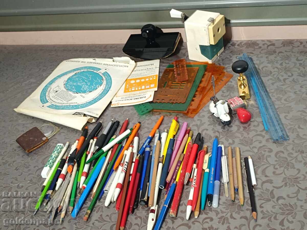 Vânzare nr. 15 Articole de papetărie, pixuri și creioane
