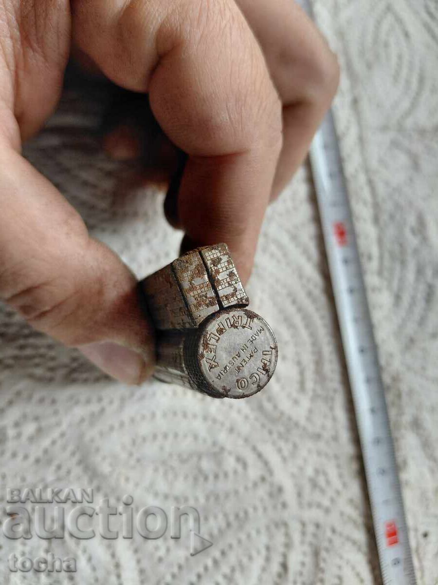 Auction  old lighter, three