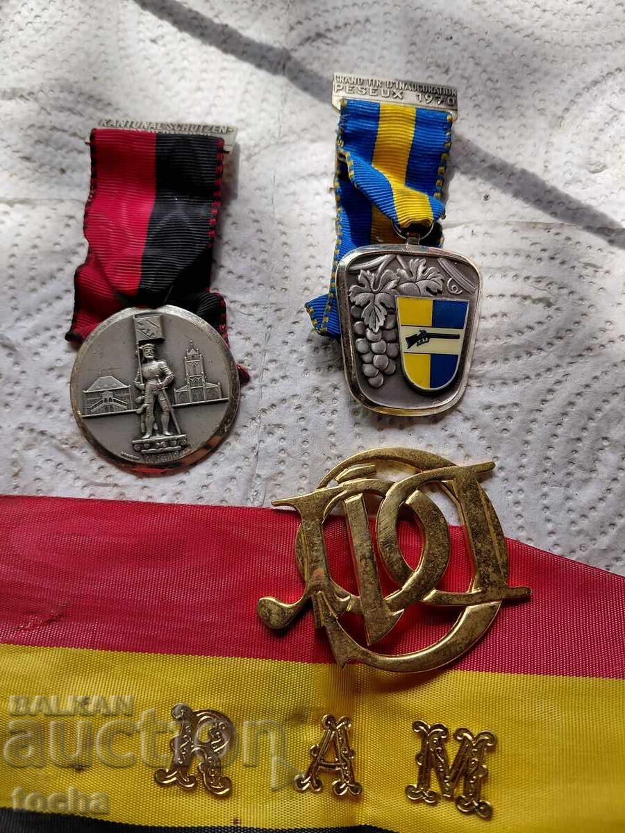 Licitație Lotul 3, ordine vechi, medalii, insigne
