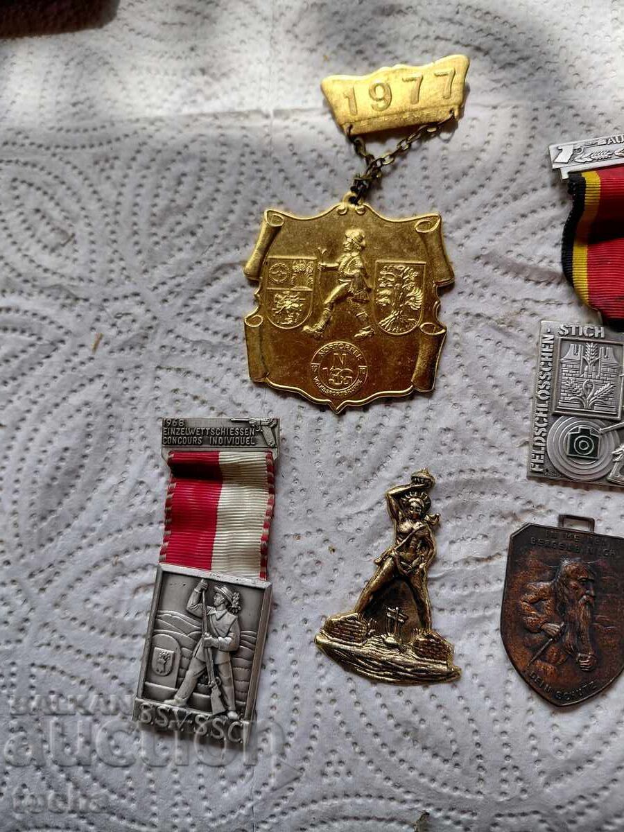 Licitație Lotul 2, ordine vechi, medalii, insigne