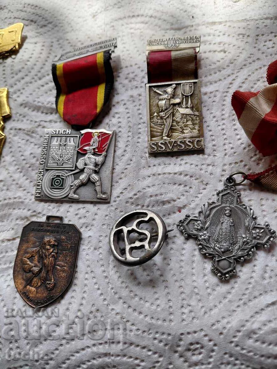 Livrarea Lotul 2, ordine vechi, medalii, insigne