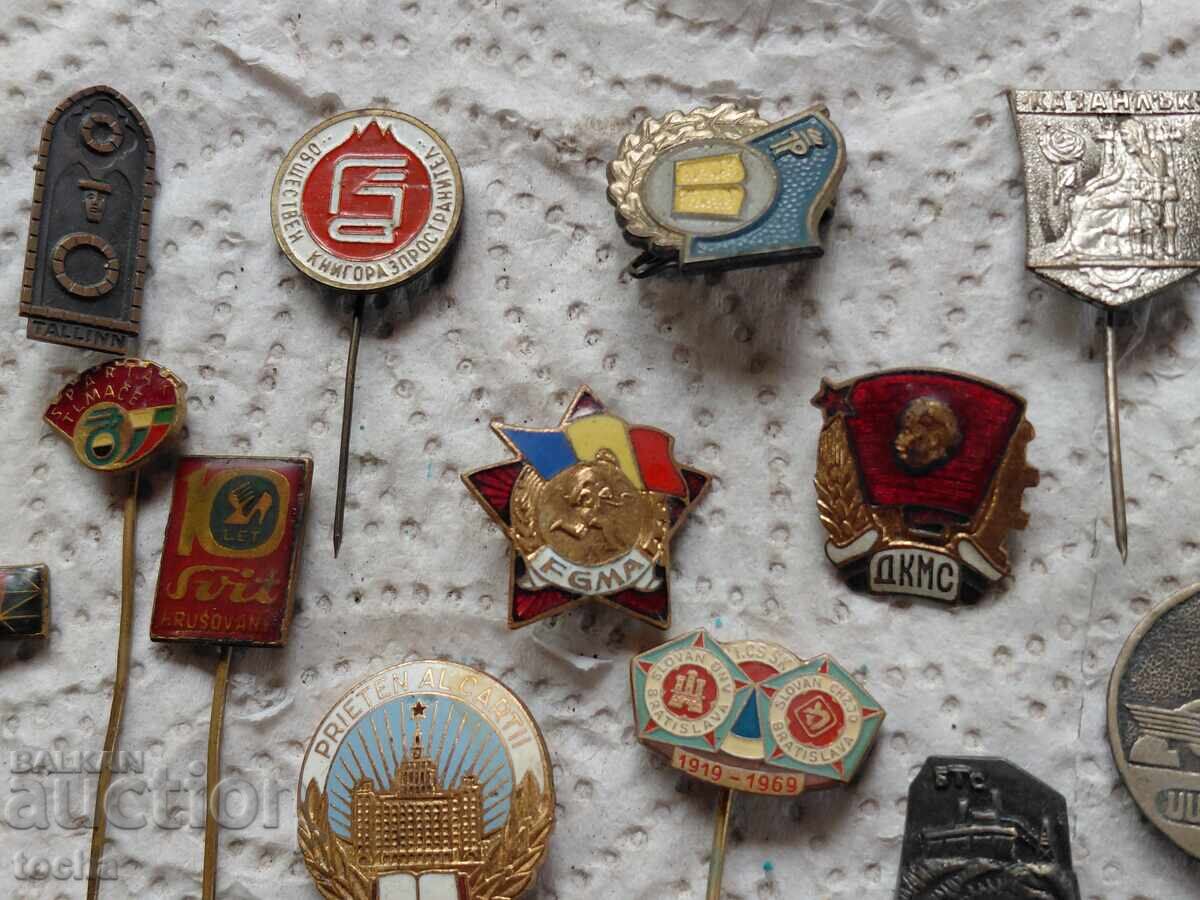 лот 5-ти , стари значки и др. , по-стари , емайл - 6