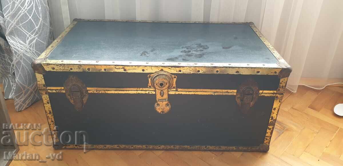 Cufăr vechi, ladă, comodă