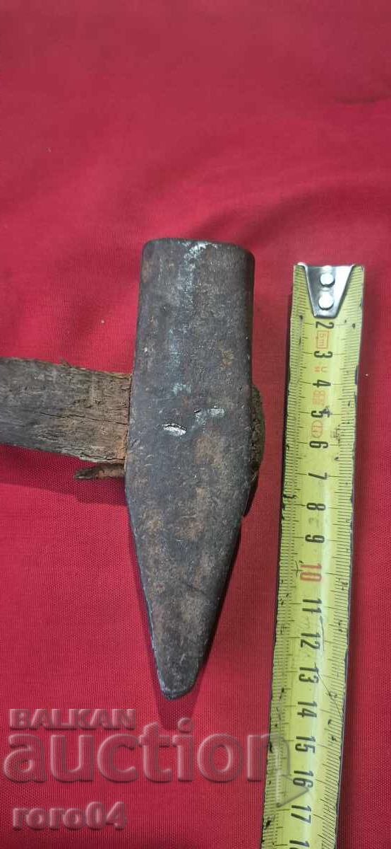 Auction  HAMMER