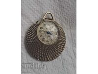 ΤΟ ΡΟΛΟΙ ΛΕΙΤΟΥΡΓΕΙ