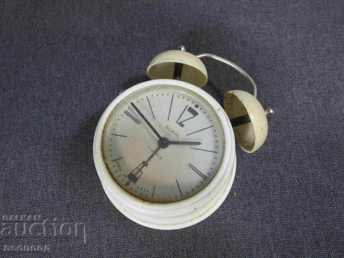 BZC OLD RETRO SOC URSS CEAS MECANIC CAS DESTEPTATOR GLORIA cu preț € 1.80 | 3.52 BGN