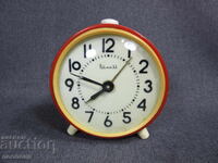 BZTs STAR RETRO SOCIALIST USSR MECHANICAL WATCH ALARM CLOCK VITYAZ