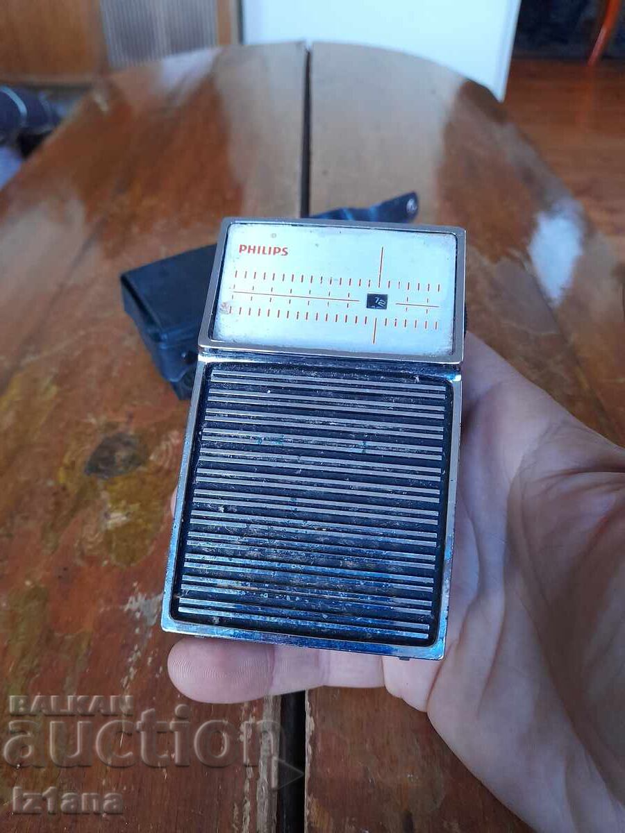 Radio vechi, radioreceptor Philips 90 RL 074 cu preț € 32.00 | 62.59 BGN