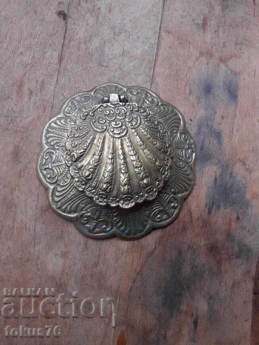 Licitație Veche călimară antică din bronz, masivă și grea