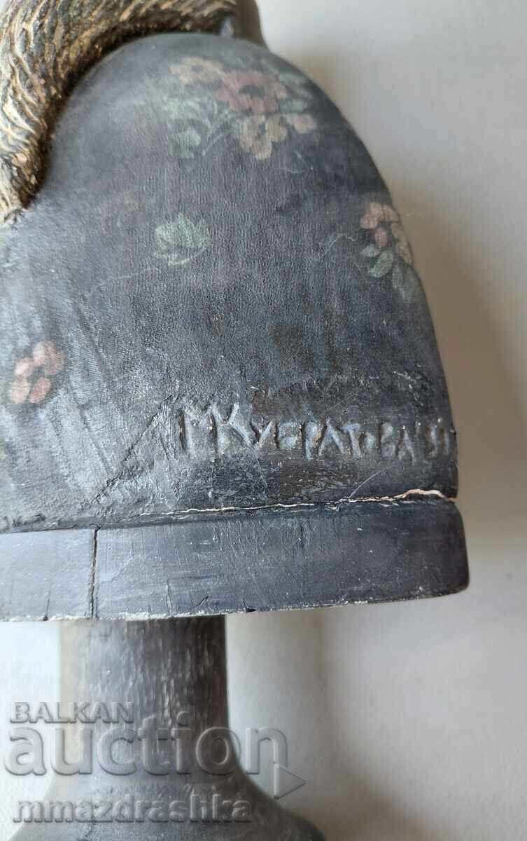 Livrarea Ceramică și lemn de Maya Kubratova