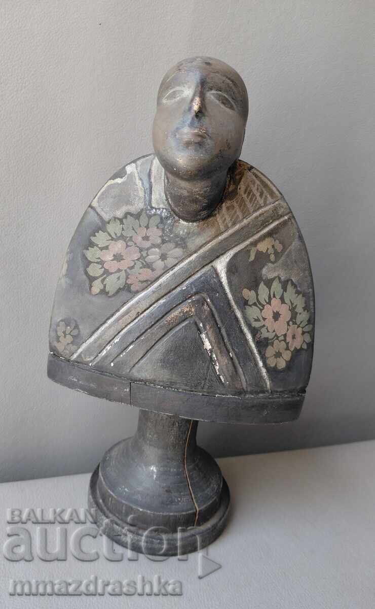 Ceramică și lemn de Maya Kubratova