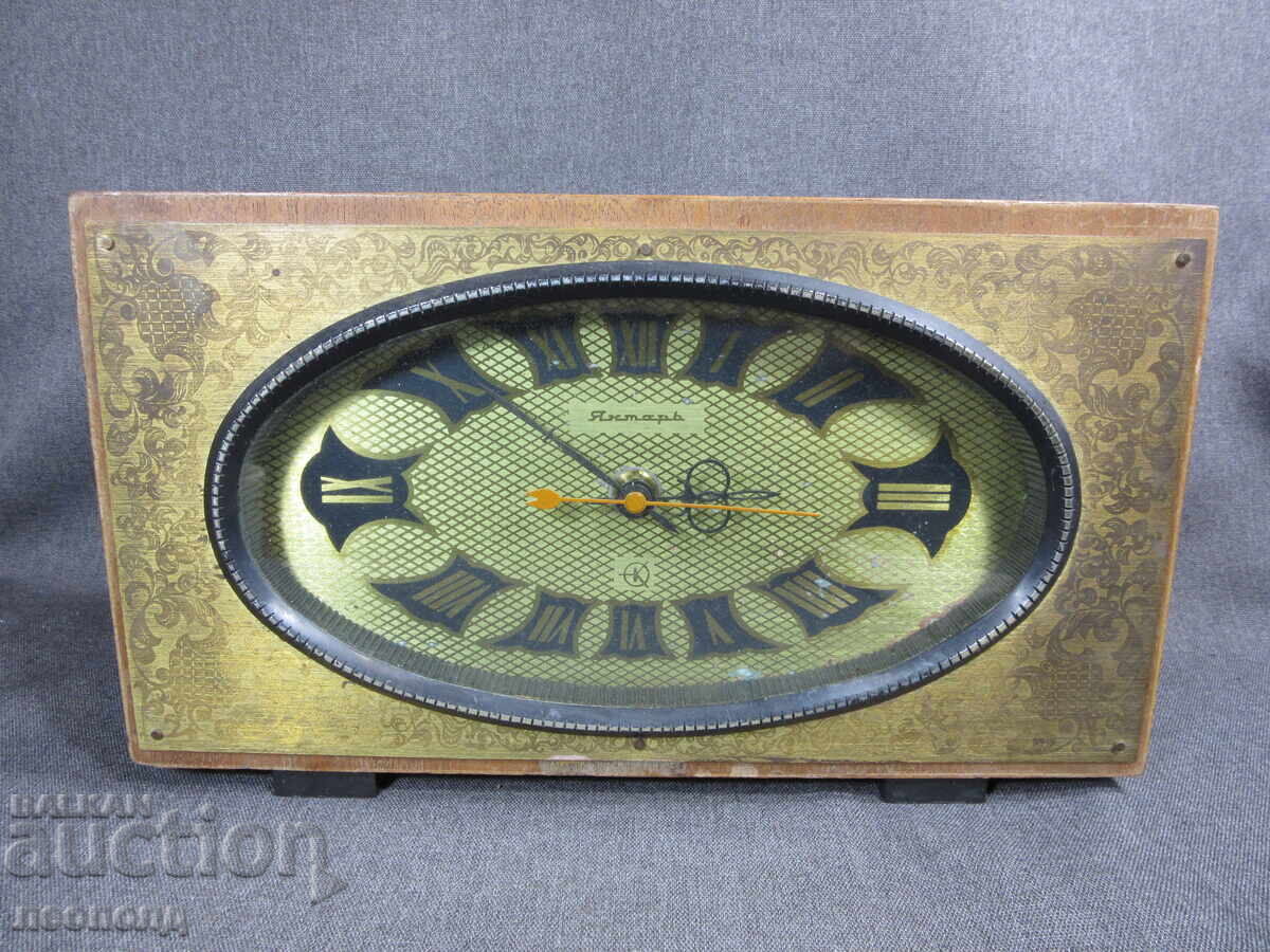 BZC STAR RETRO ELECTRO-MECHANICAL TABLE CLOCK YANTAR