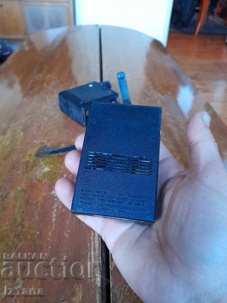 Доставка на Старо радио,радиоприемник Sony