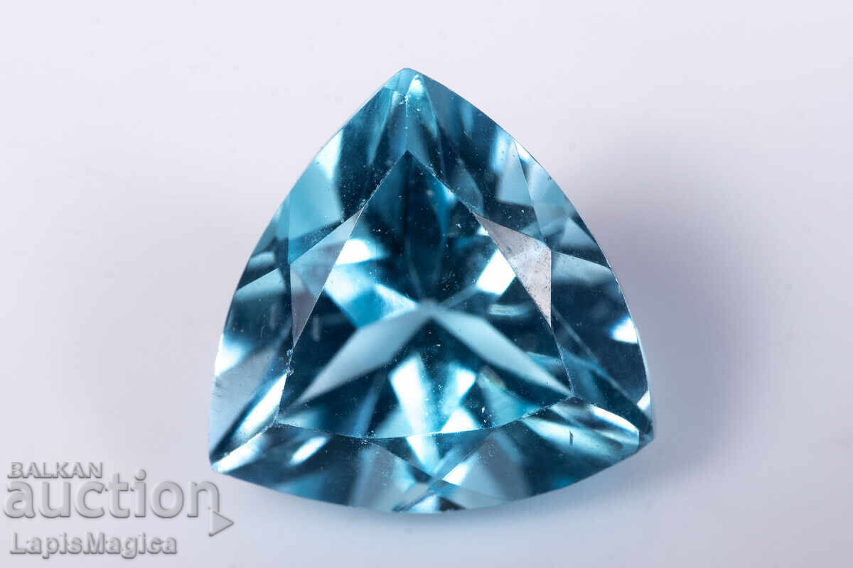 Γαλάζιο τοπάζι 3.09ct 9mm κοπή τριγώνου