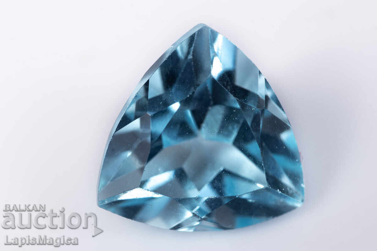 Небесносин топаз 3.28ct 9mm трилион шлифовка
