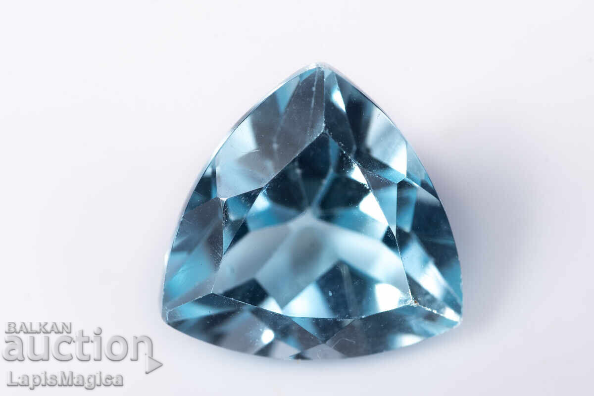 Topaz bleu cer 3.13ct 9mm tăietură trilion