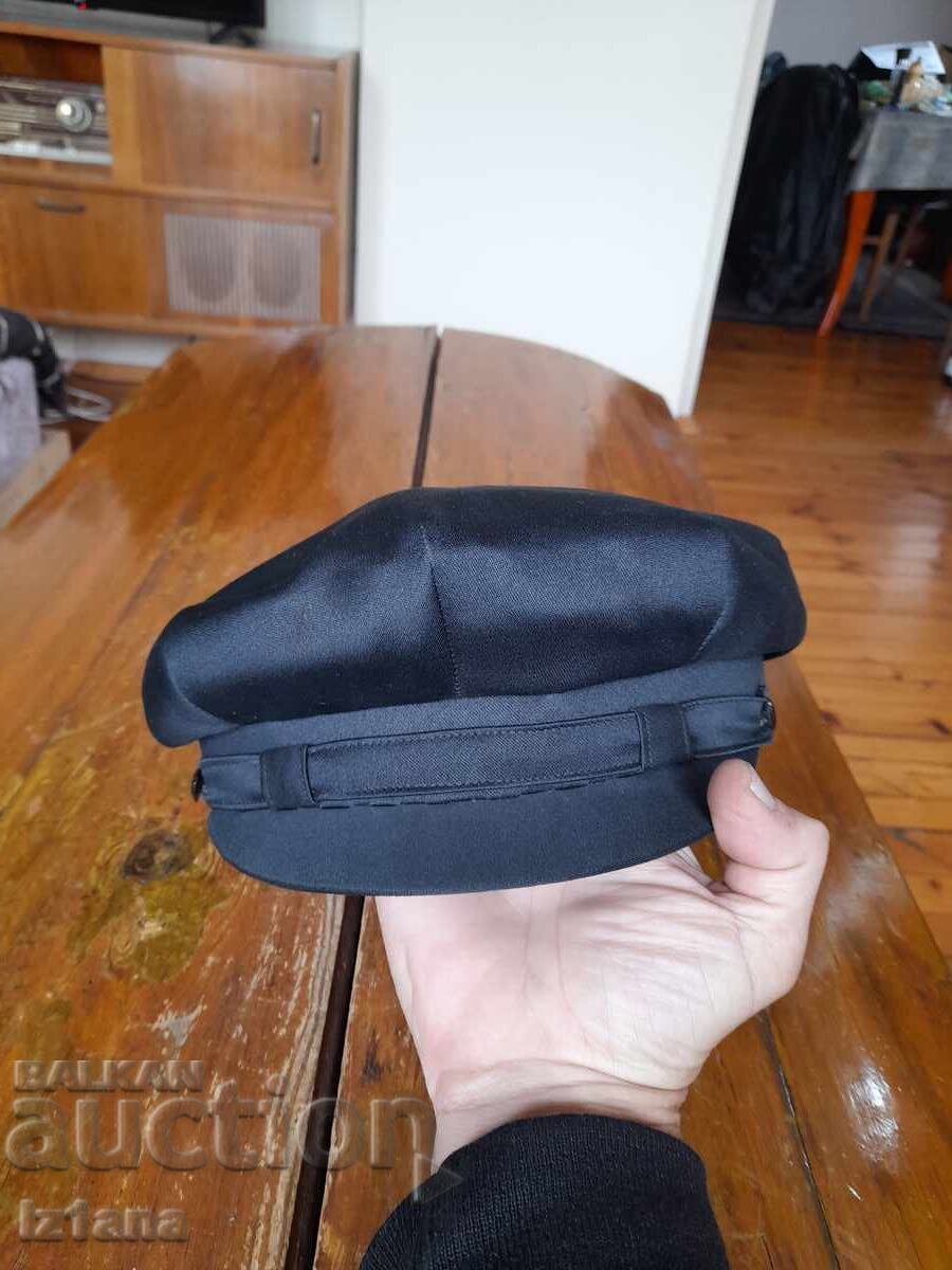 Old cap Grande mode with price € 26.00 | 50.85 BGN