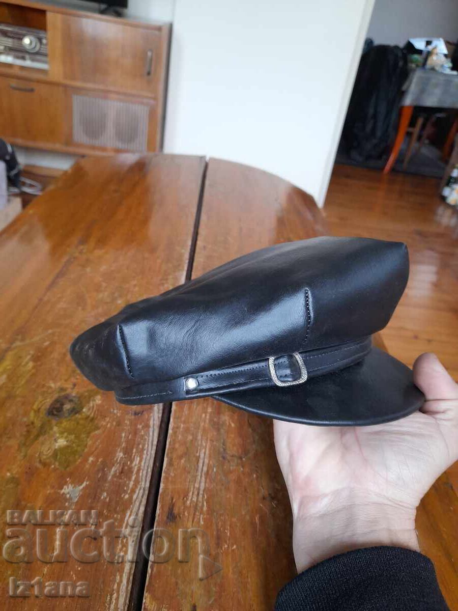 Auction  Old cap Grande mode