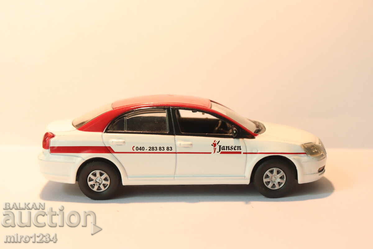 1/43 TOYOTA AVENSIS TAXI TOY CAR MODEL - 5