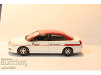 1/43 TOYOTA AVENSIS TAXI TOY CAR MODEL