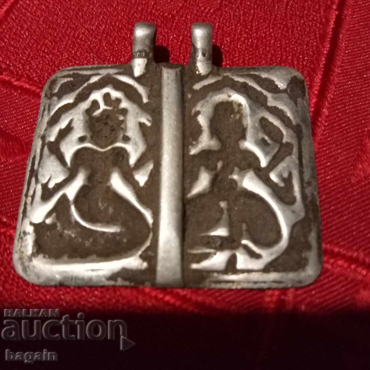 Индийски сребърен амулет от 18-ти век. с цена € 50.00 | 97.79 лв.