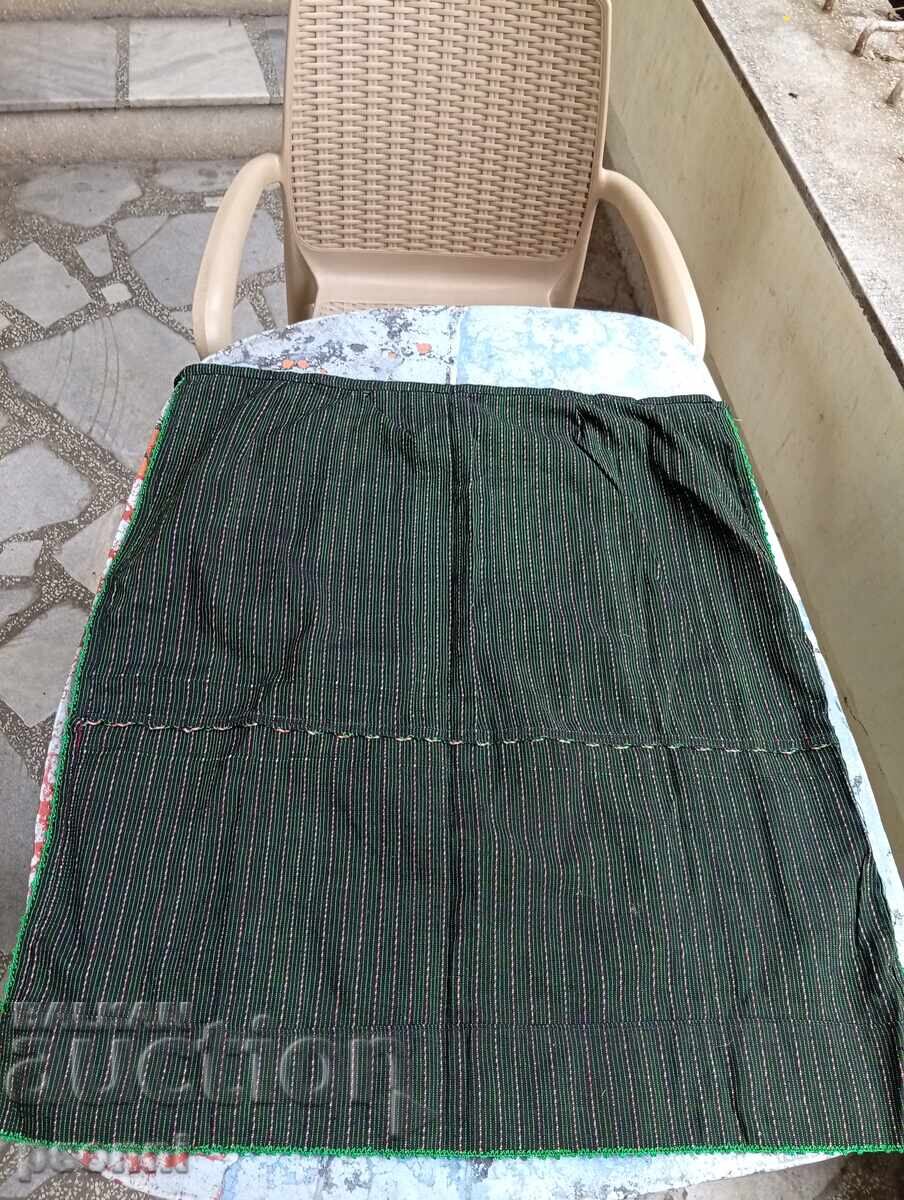 Costum șorț cu preț € 9.00 | 17.60 BGN