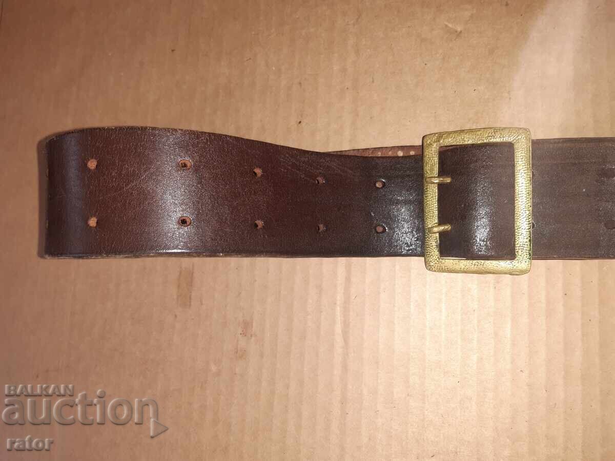 Centură veche de ofițer de paradă militară, uniformă cu preț € 18.00 | 35.21 BGN