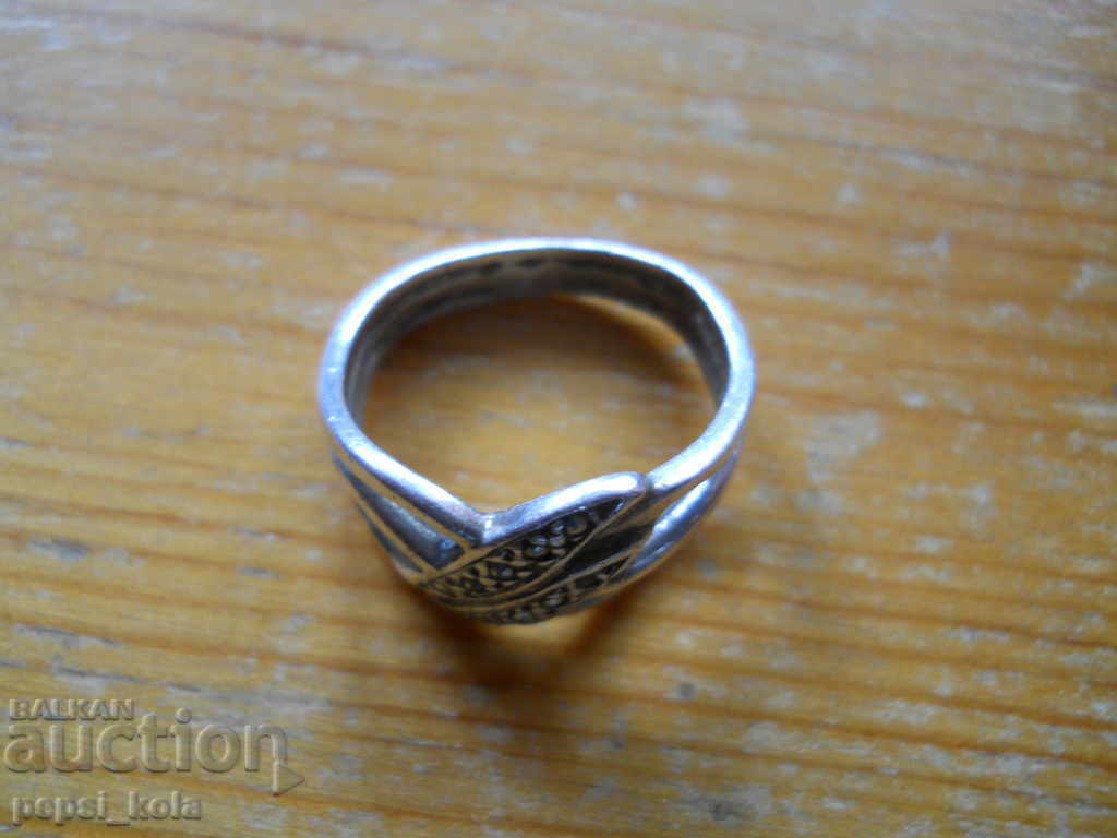 Сребърен пръстен - 3,90 гр / 925 пр