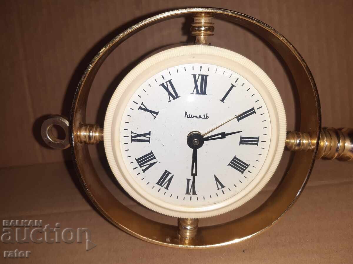 Δημοπρασία Παλιό μεγάλο ξυπνητήρι, ρολόι με κλειδί VITYAZ, ΕΣΣΔ. Λειτουργεί