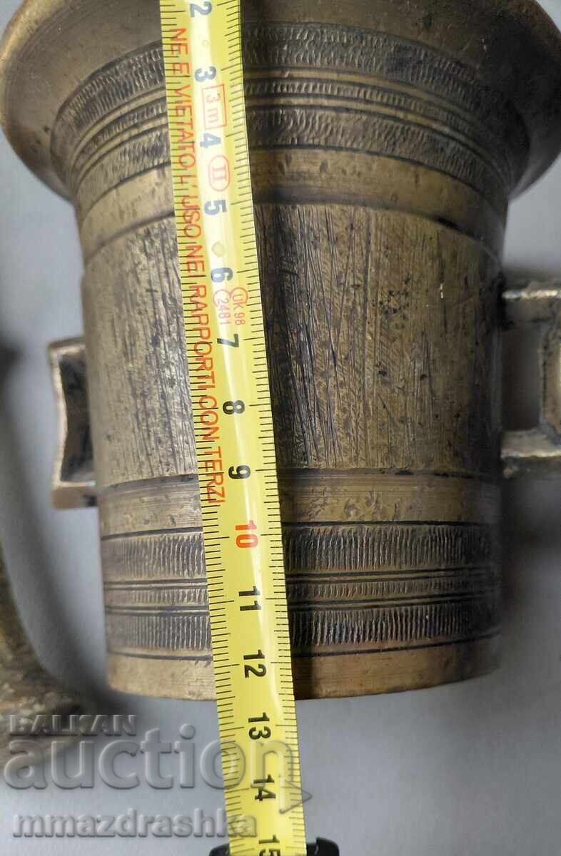 Delivery of Bronze mortar with ears