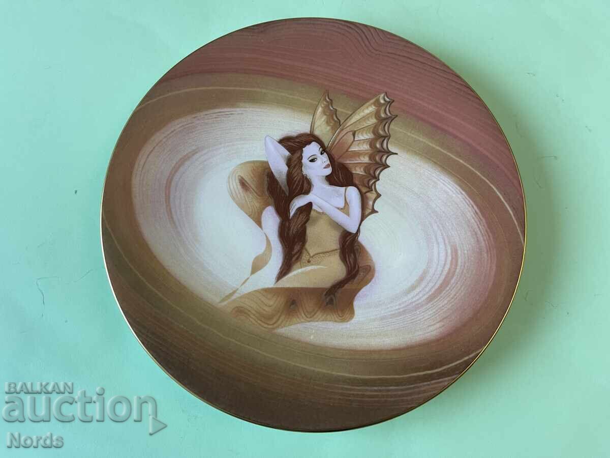 Royal Worcester “The Sardonyx Fairy”