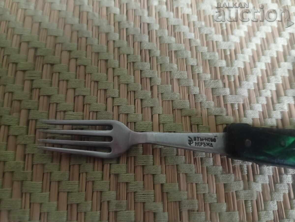 Licitație Lot de bricege retro pentru restaurare – din perioada socialistă + un cuțit mare