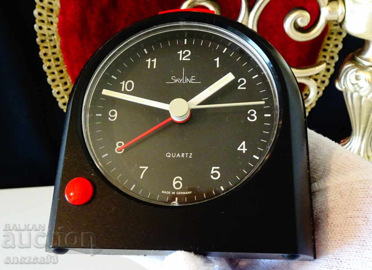 Παράδοση Γερμανικό επιτραπέζιο ρολόι Skyline, ξυπνητήρι