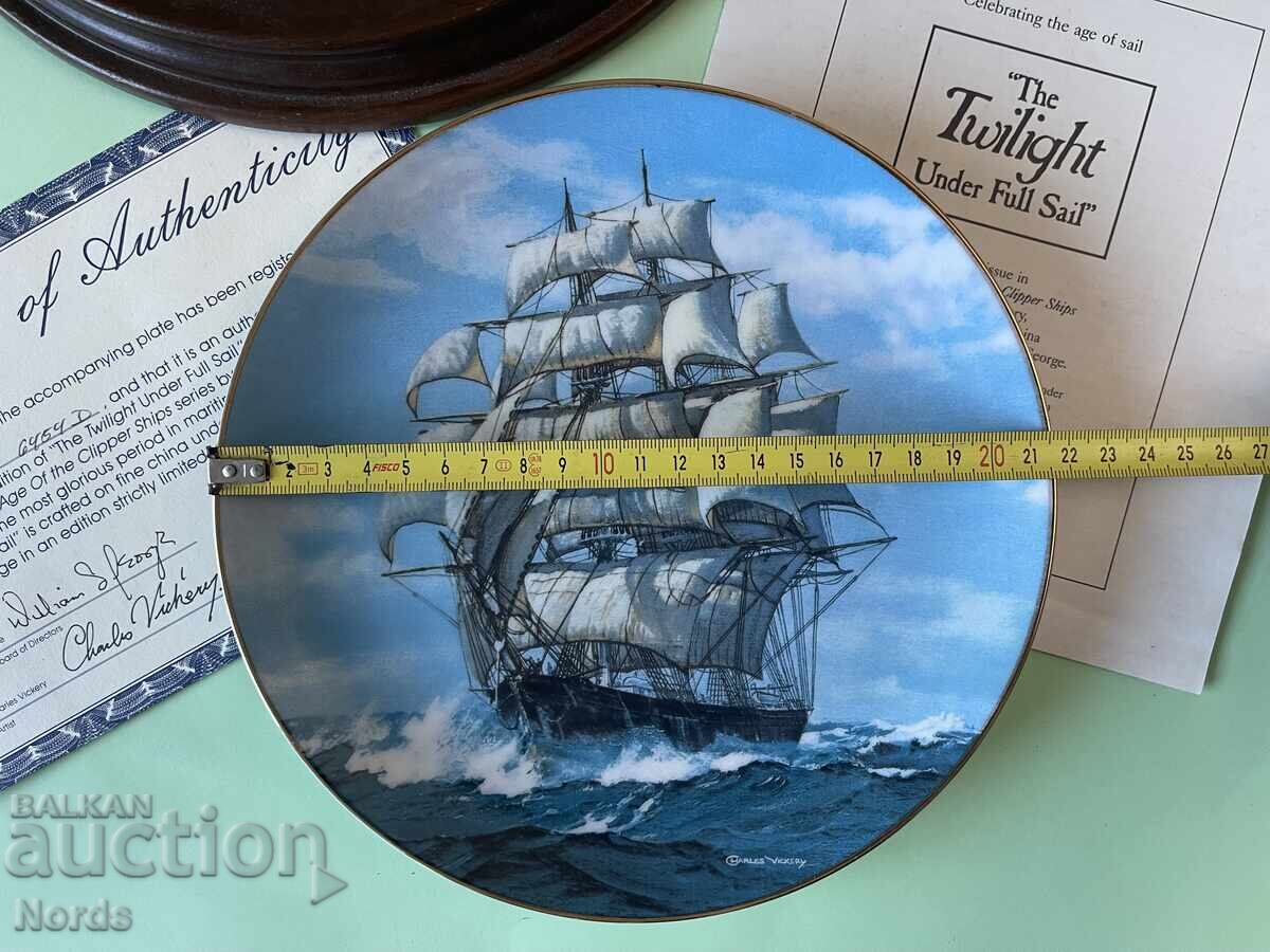 Διακοσμητικό πιάτο με πιστοποιητικό και ξύλινη βάση - 5