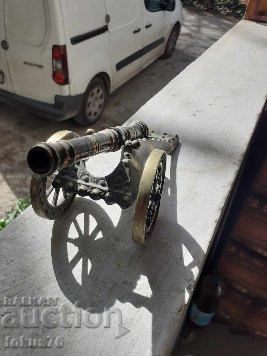 Licitație Tun vechi obuzier, piesă de artilerie din bronz, grea, masivă și de calitate