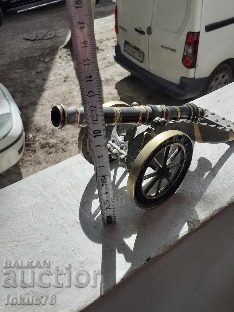 Tun vechi obuzier, piesă de artilerie din bronz, grea, masivă și de calitate - 6