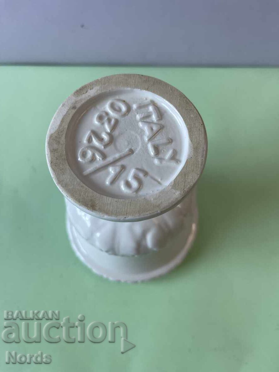 Доставка на Италианска порцеланова ваза