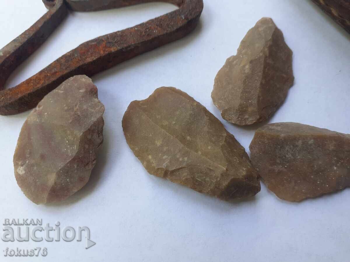 Стар хайдушки комплект чакмак кремък кожена кесия с цена € 35.00 | 68.45 лв.