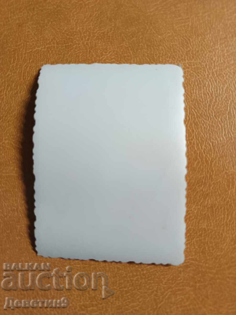 Στρατιώτης με αυτόματο στο χιόνι με τιμή € 3.60 | 7.04 BGN