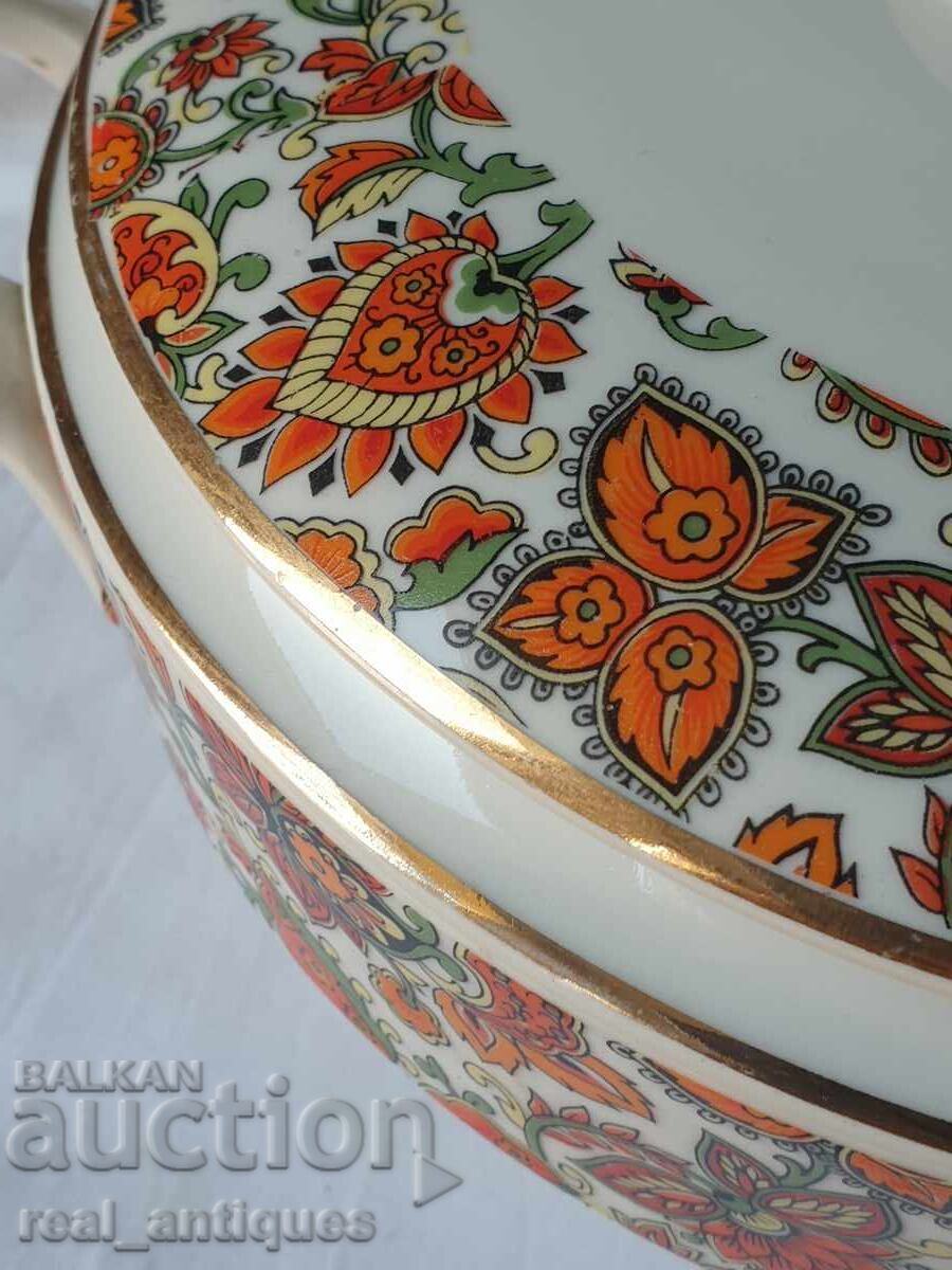 Δημοπρασία Πορσελάνινη σουπιέρα Isis