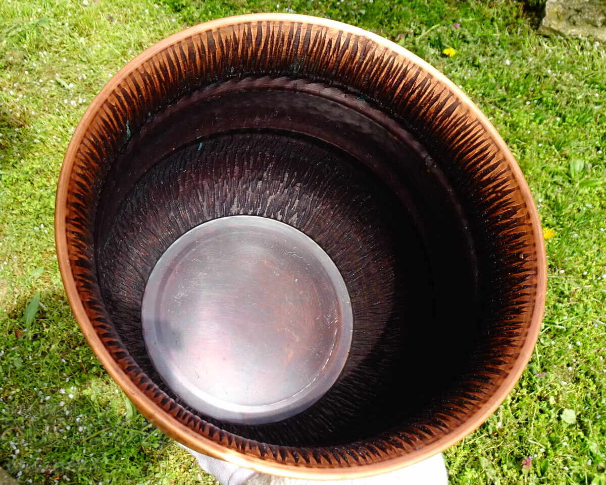 Медна ваза,шампаниера,меден съд 5 л.,етикет. с цена € 28.99 | 56.70 лв.